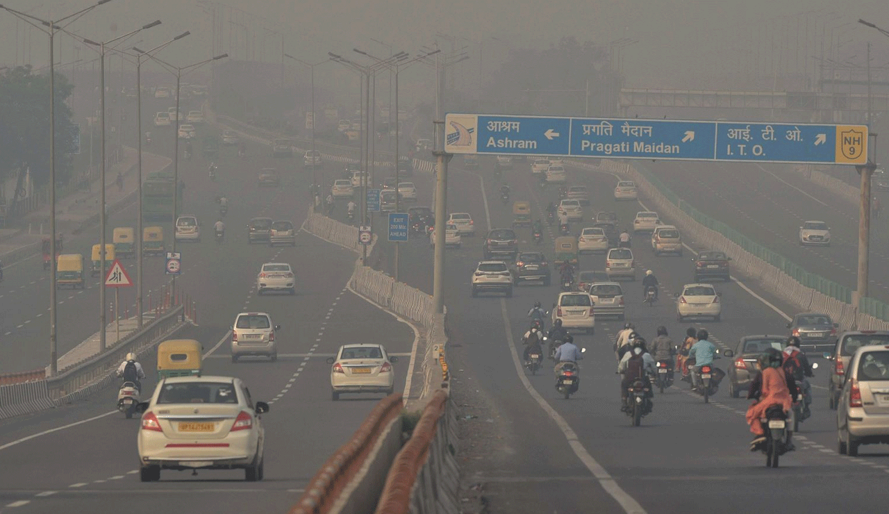 Delhi Government Announces Major Pollution-Fighting Plans: Artificial Rain and More!