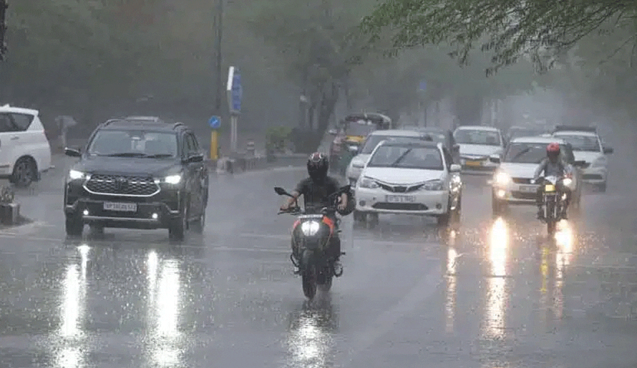 Hyderabad Hit by Torrential Rains and Hailstorms: Major Disruptions Across the City