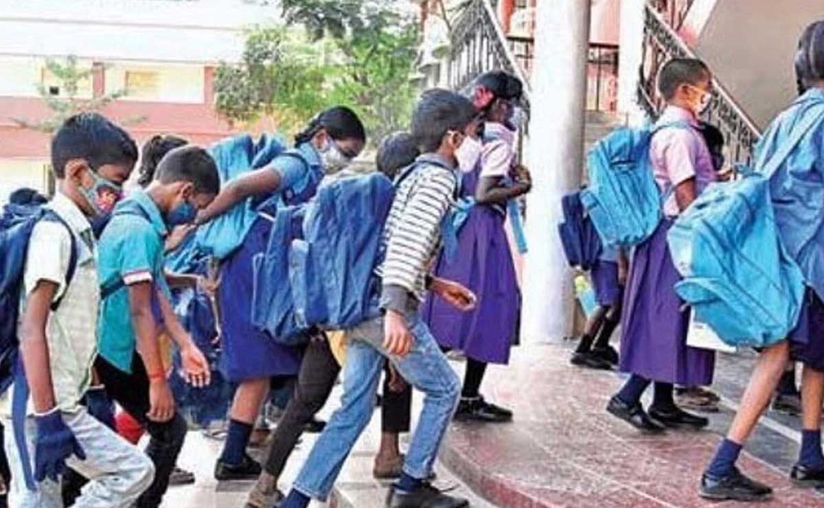 No Holiday This Saturday! Telangana Schools Open for Exams on April 12