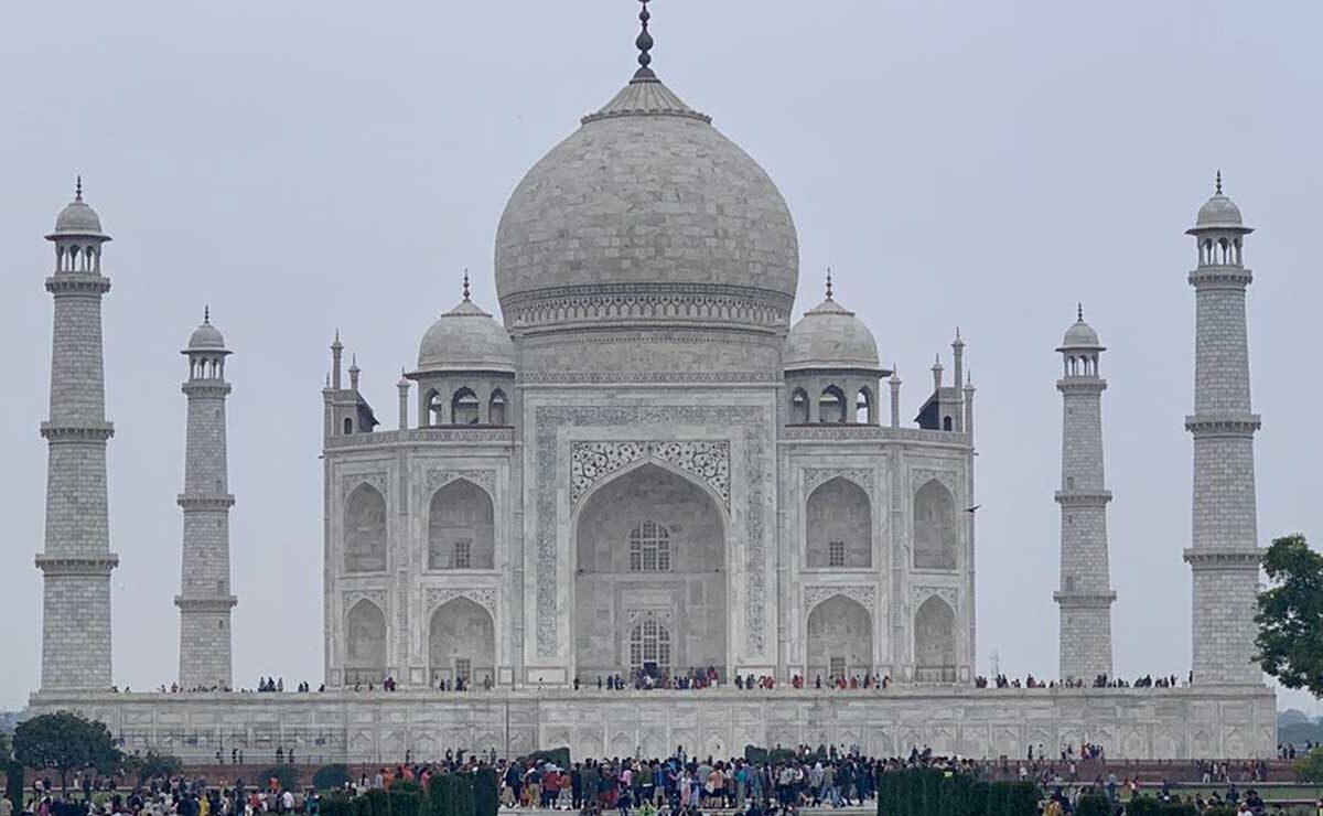 Taj Mahal Earned a Whopping ₹98 Crore in FY24 — But What About Delhi’s Qutub Minar and Red Fort?