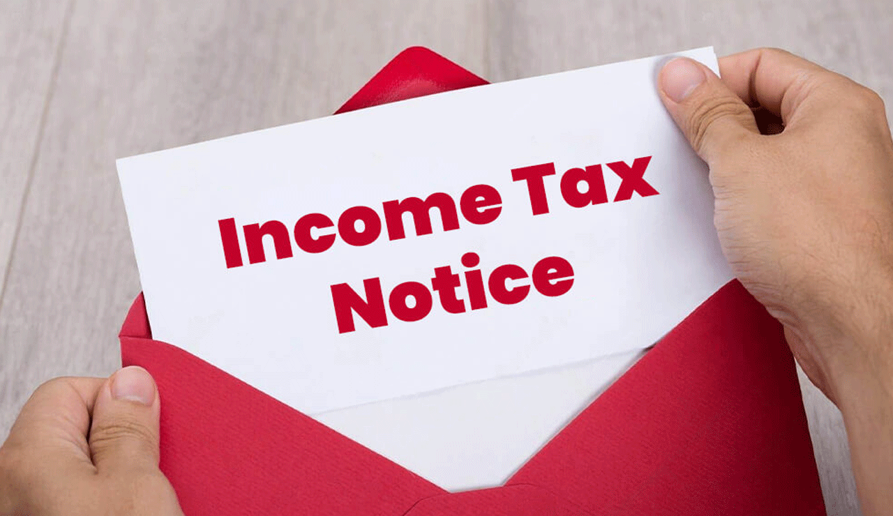 Income Tax Shock: Poor Aligarh Labourer Gets ₹2.5 Crore Notice Without PAN or Smartphone