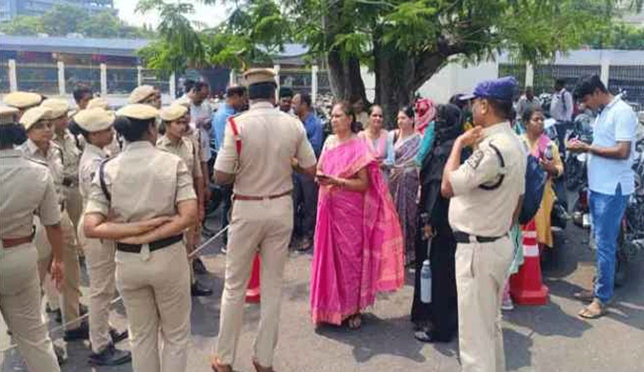 GO 21: Immediate Revocation Demanded as Telangana Secretariat Protest Escalates