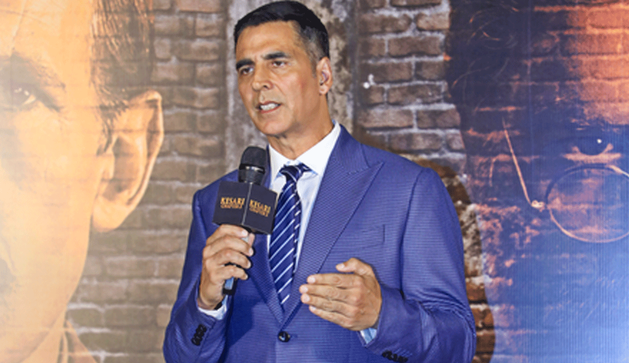 Jaya Bachchan Calls Toilet Title ‘Unwatchable’; Akshay Kumar’s Graceful Reply Wins Hearts