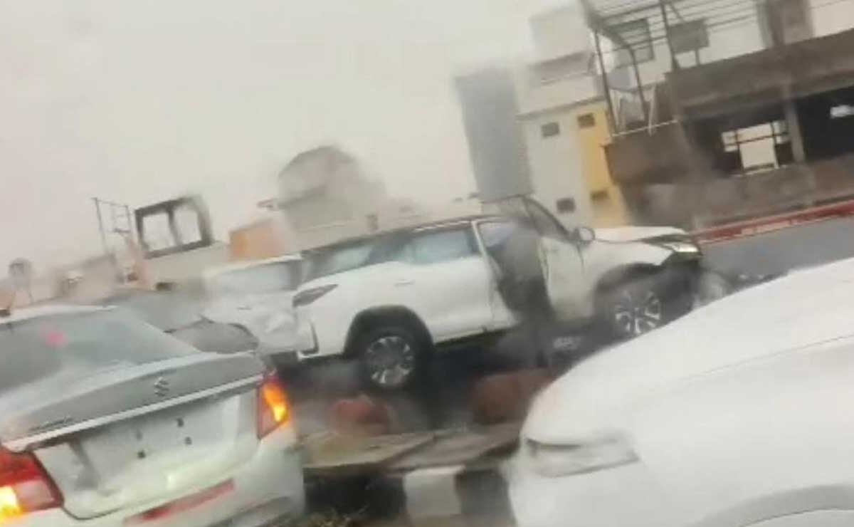 Hyderabad: Two Fortuner SUVs Collide Near Pillar 294 on PV Expressway