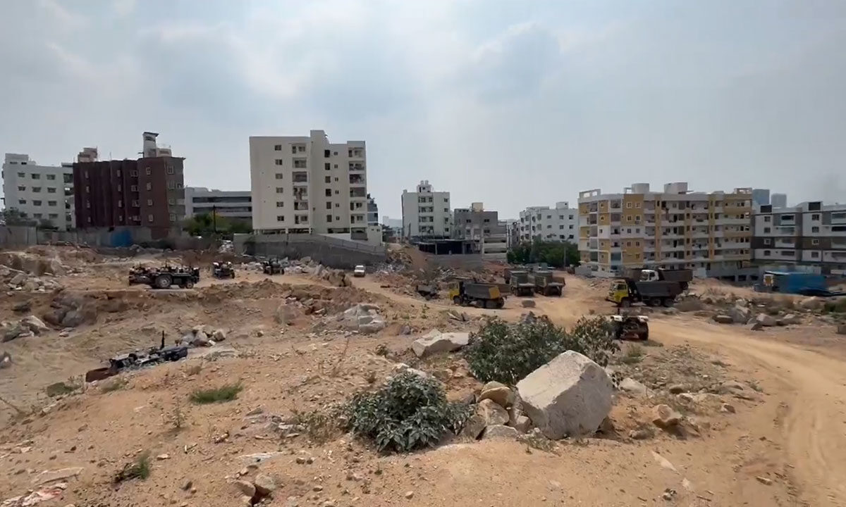 HYDRA Strikes Again: Illegal Constructions Demolished in Puppalaguda’s Dollar Hills