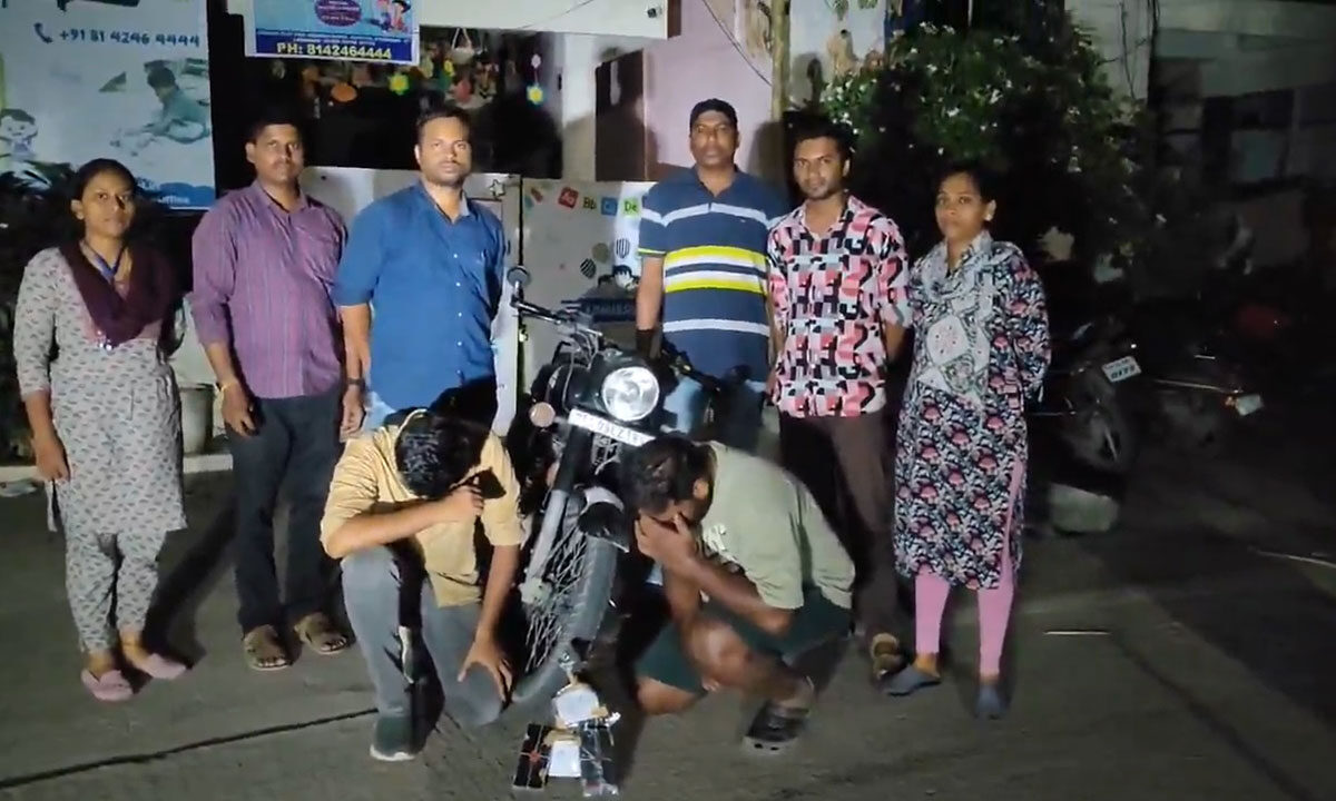 Hyderabad: Hashish Oil and Ganja Seized in Twin STF Raids; Three Arrested, Two Absconding