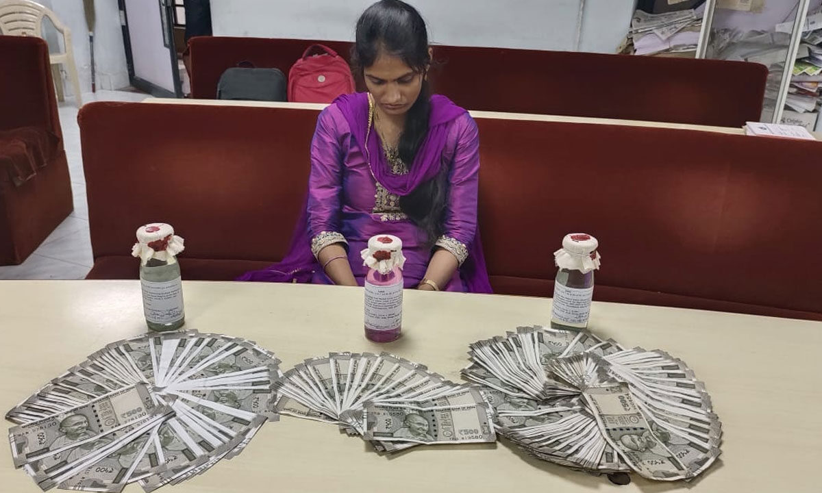 Hyderabad: GHMC AEE Caught Red-Handed Taking ₹1.2 Lakh Bribe in Kapra Circle