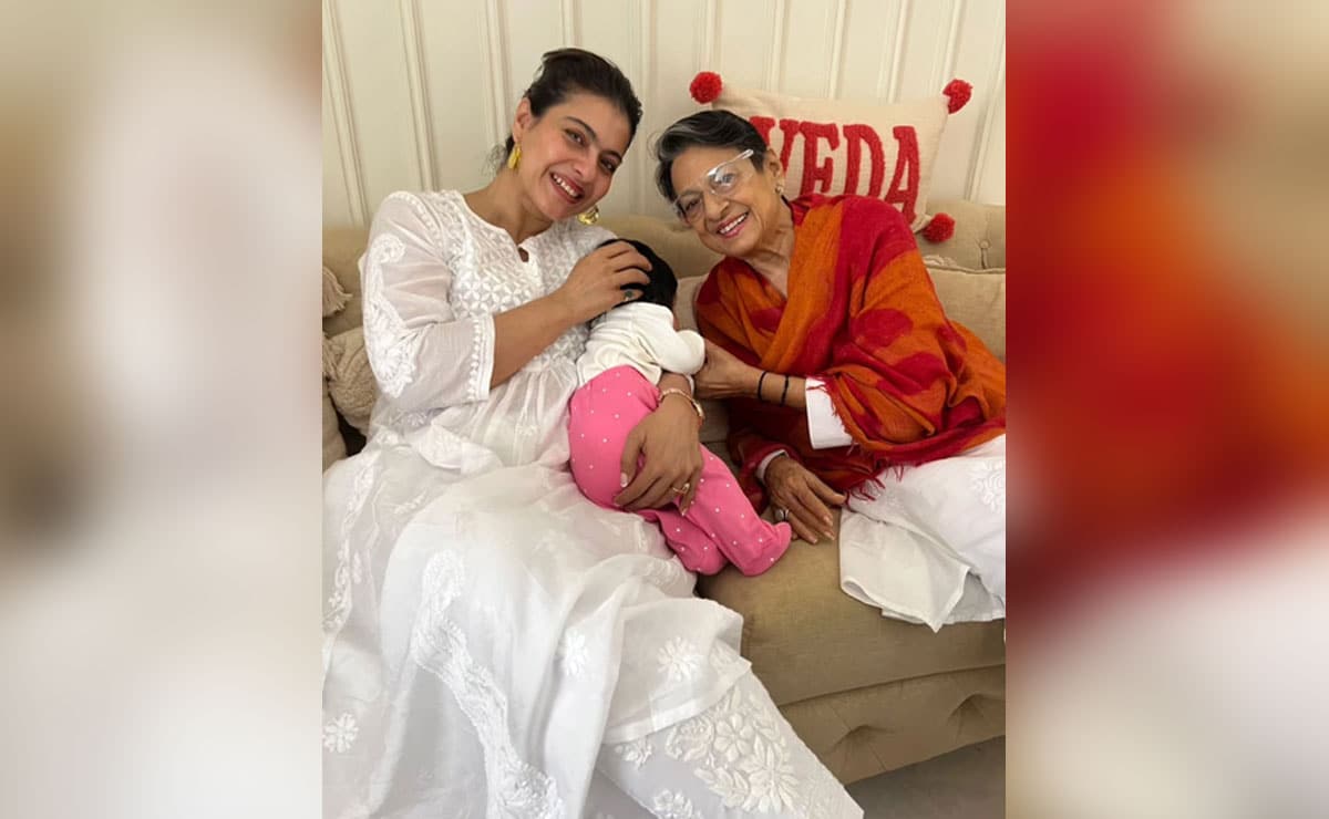 Kajol treats with some happy baby pics including Baby Tanuja