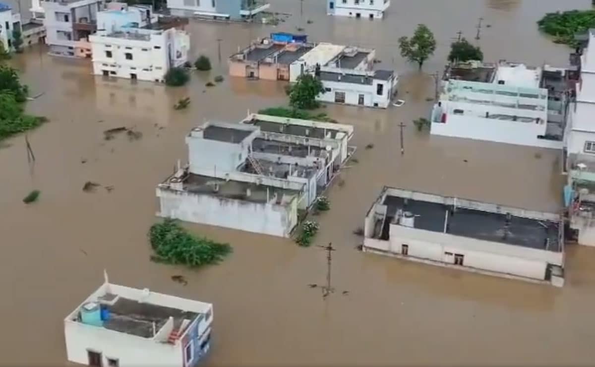 One of Dead, Two Missing in Telangana Floods; Hundreds Evacuated.