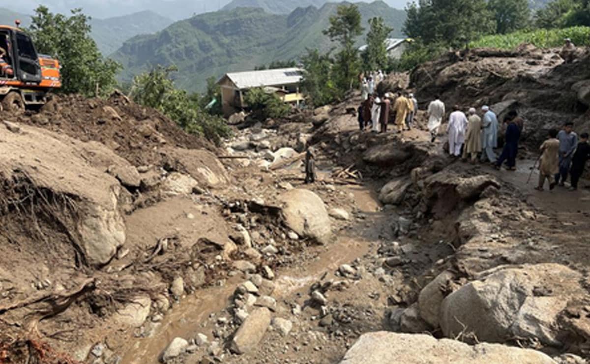 Death toll in Pakistan's torrential rainfall reaches 657