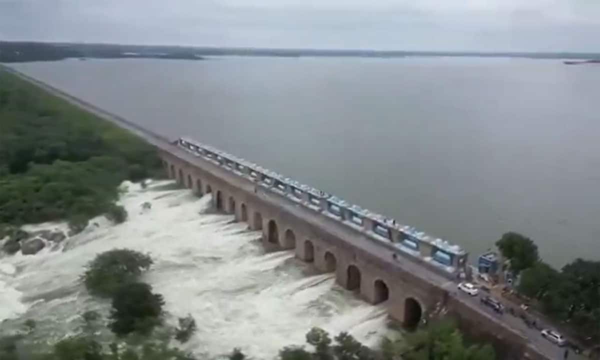 Hyderabad Rains: Osman Sagar & Himayat Sagar Near Full Capacity, Gates Opened as Authorities Stay on Alert