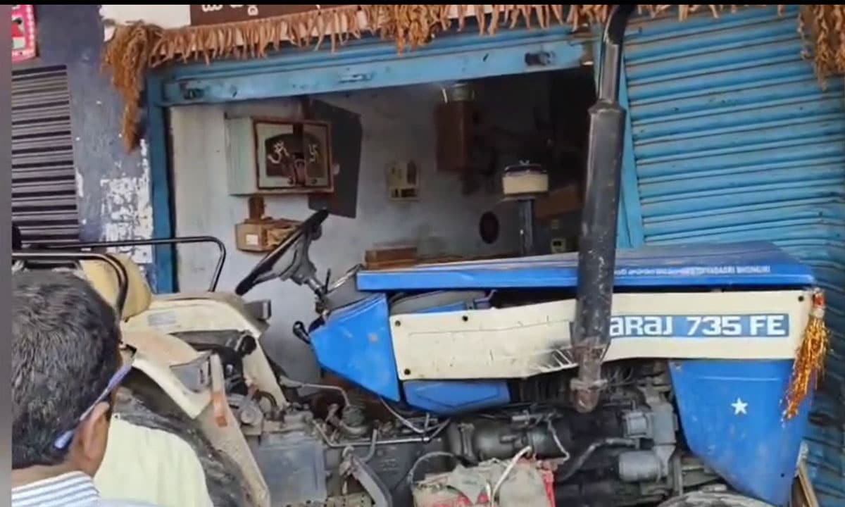Tractor Loses Control in Yadadri Bhongir, Crashes into Workshop; Woman Seriously Injured