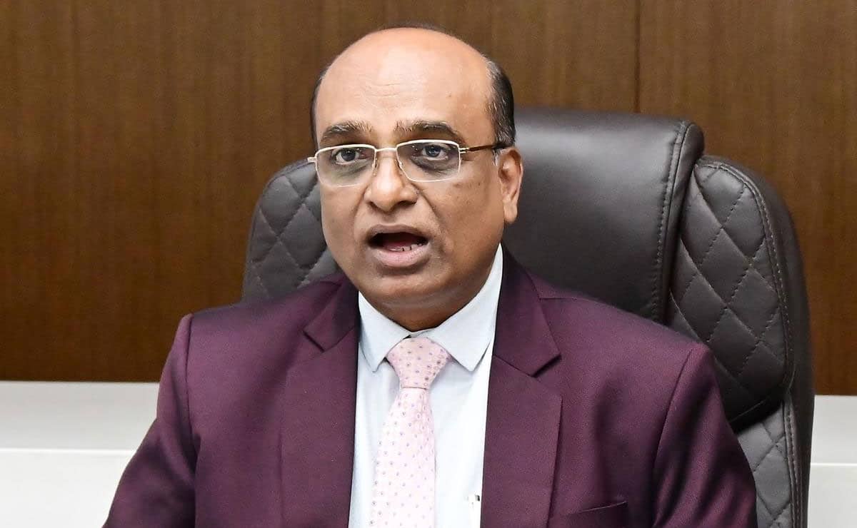 Nothing wrong in using ballot papers; we are ready to make preparations: Karnataka Election Commissioner