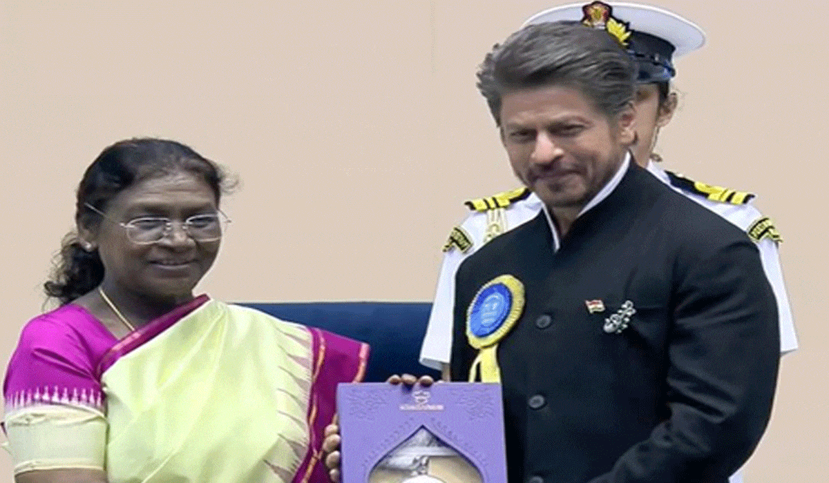 71st National Awards: SRK, Vikrant Massey receive Best Actor award from President Droupadi Murmu