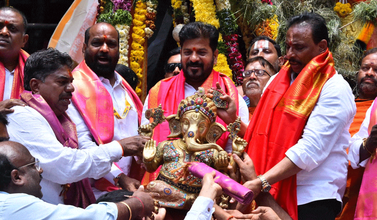 Telangana CM urges devotees to celebrate idol immersion with devotion, care