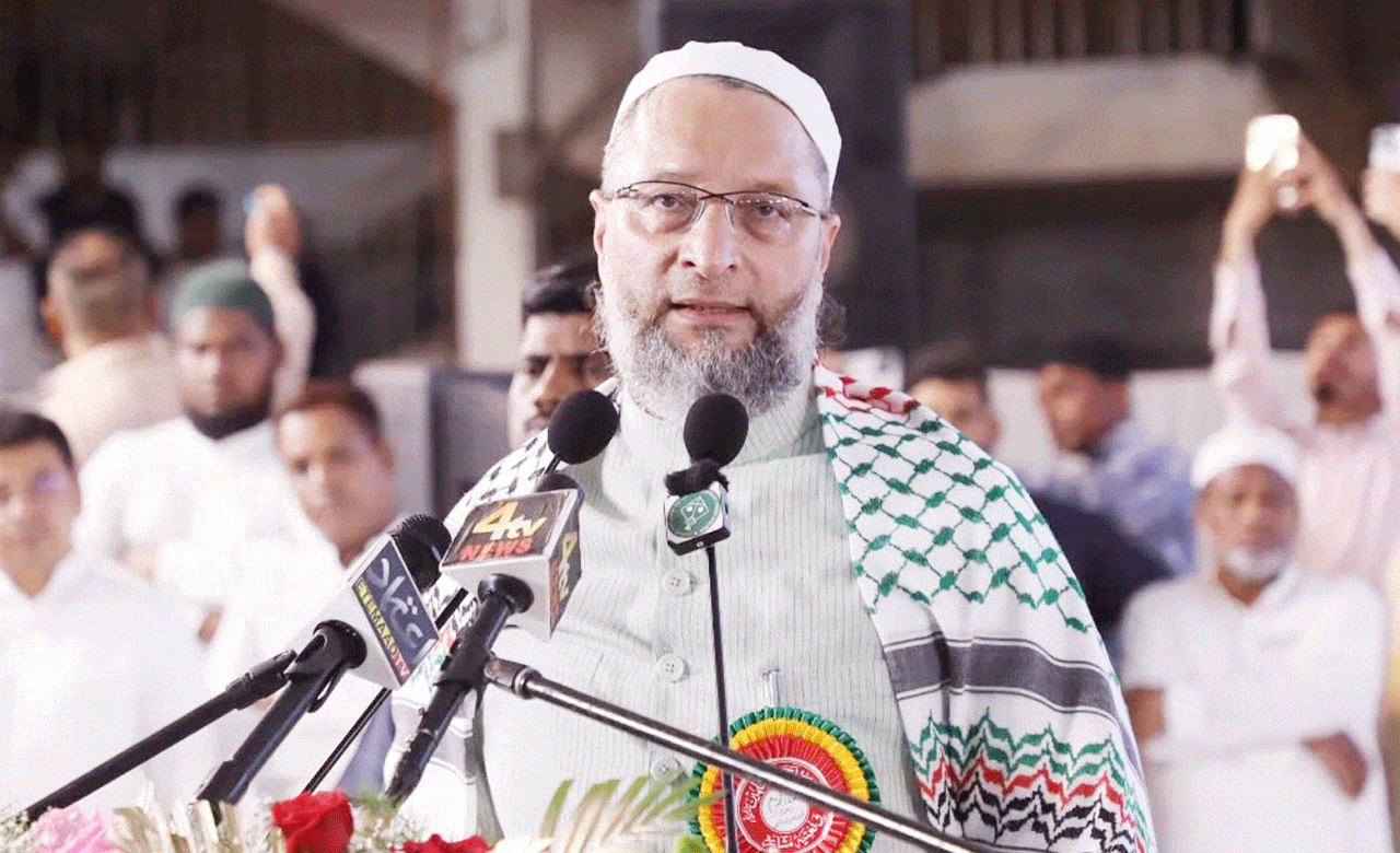 “Are 26 Innocent Lives Cheaper Than Cricket Billions? — Owaisi Slams BJP Govt Over Pakistan Match”
