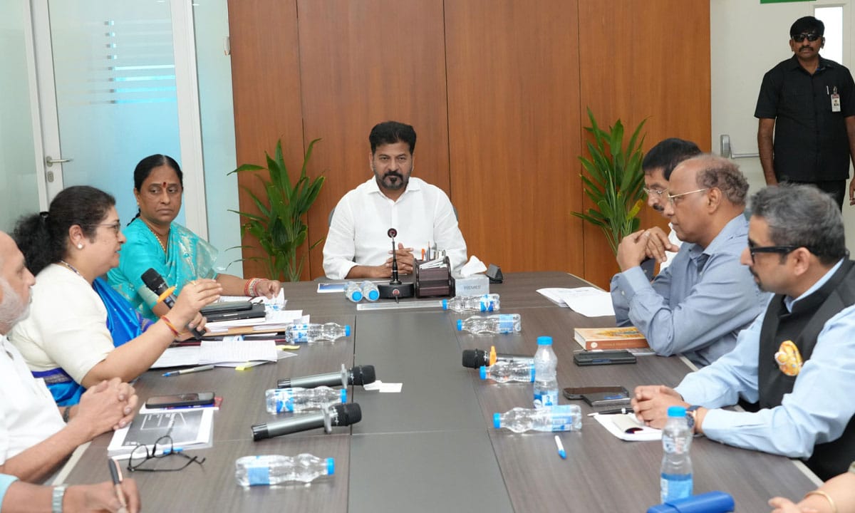 Telangana CM orders permanent ghats' development for Godavari Pushkaram