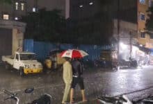 Heavy Rains Lash Hyderabad, Roads Flooded and Traffic Comes to a Standstill