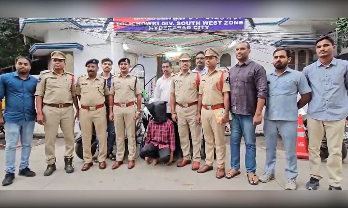 Tolichowki Police Bust Automobile Theft Ring, Recover 5 Stolen Two-Wheelers Worth Rs. 4.5 Lakh