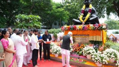 Telangana Governor, CM pay tributes at Bapu Ghat in Hyderabad