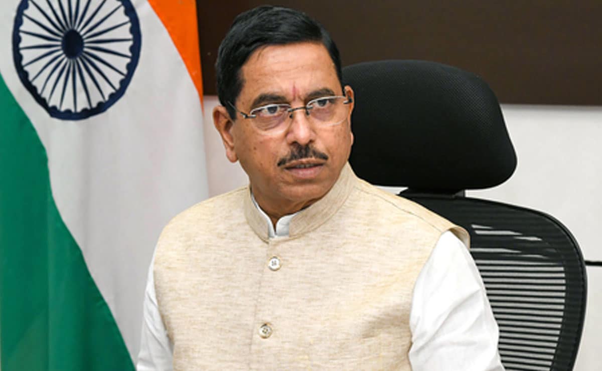 Pralhad Joshi: Strong action will be taken against online shopping sites that break consumer rights
