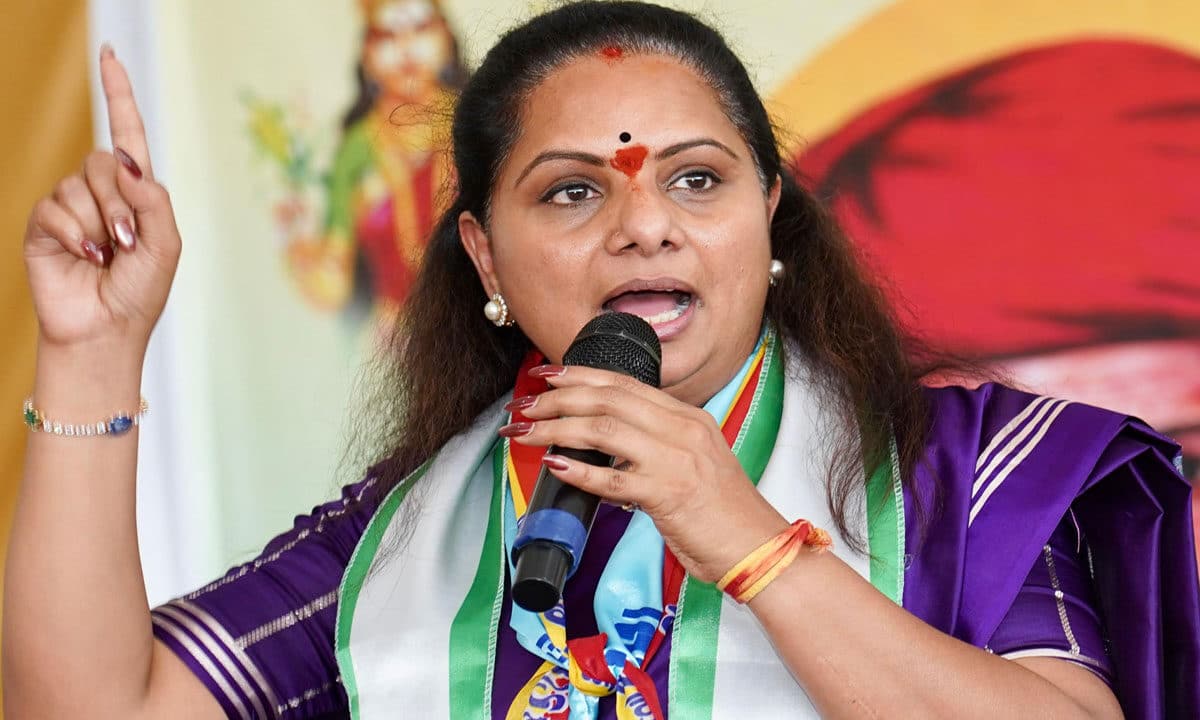 Kavitha Accuses Congress of Insincerity on 42% BC Reservations