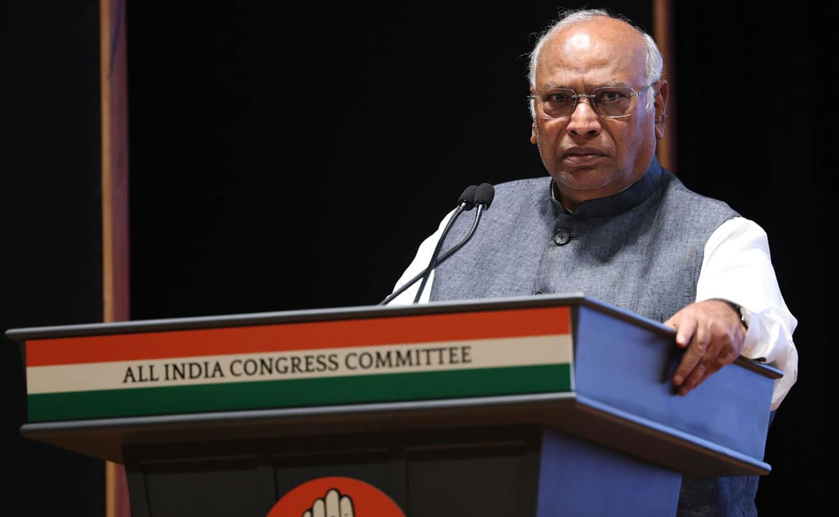 Congress chief Mallikarjun Kharge hospitalised in Bengaluru